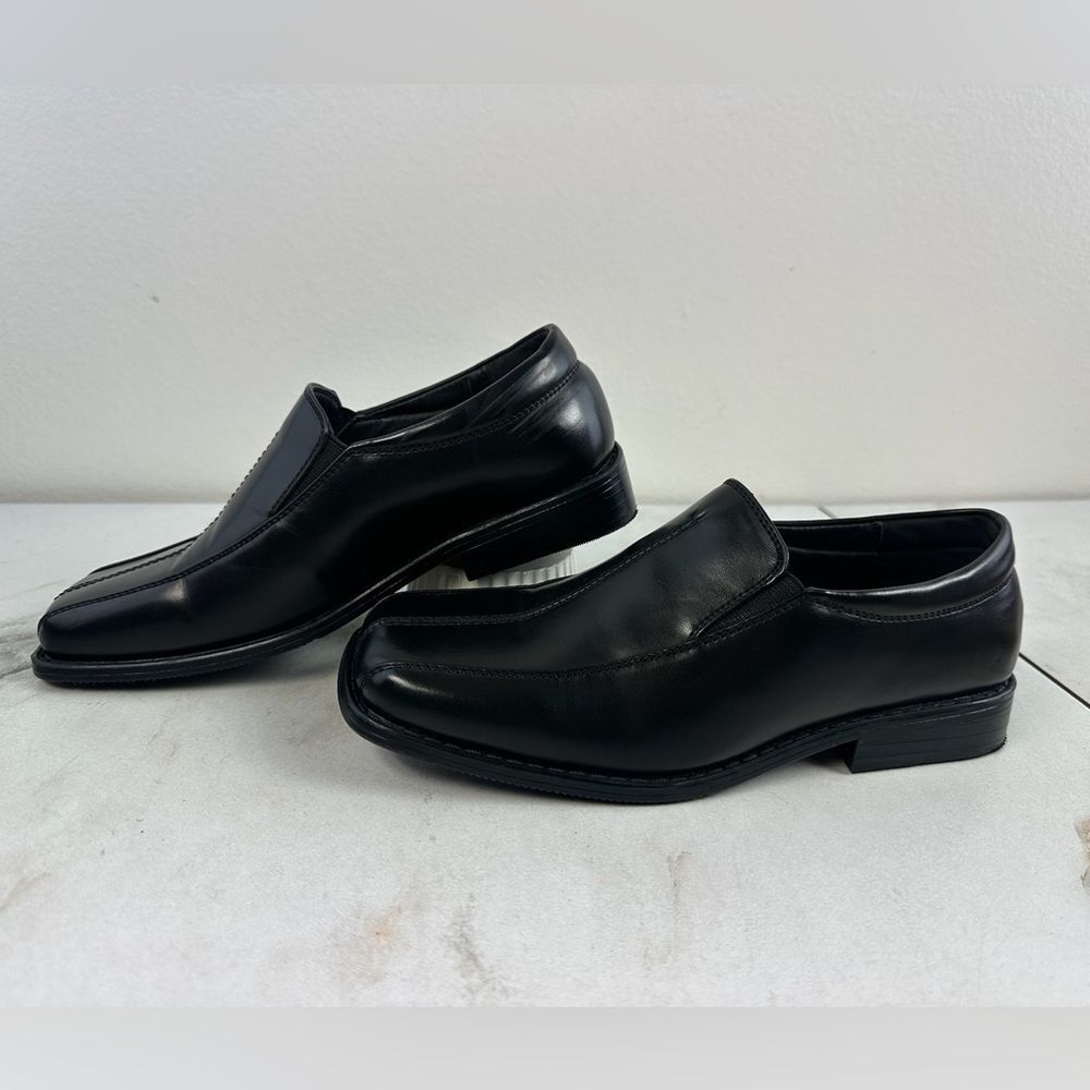 EUC Stacy Adams Boys' Faux Leather Slip On Square Toe Dress Shoes Loafers, 4